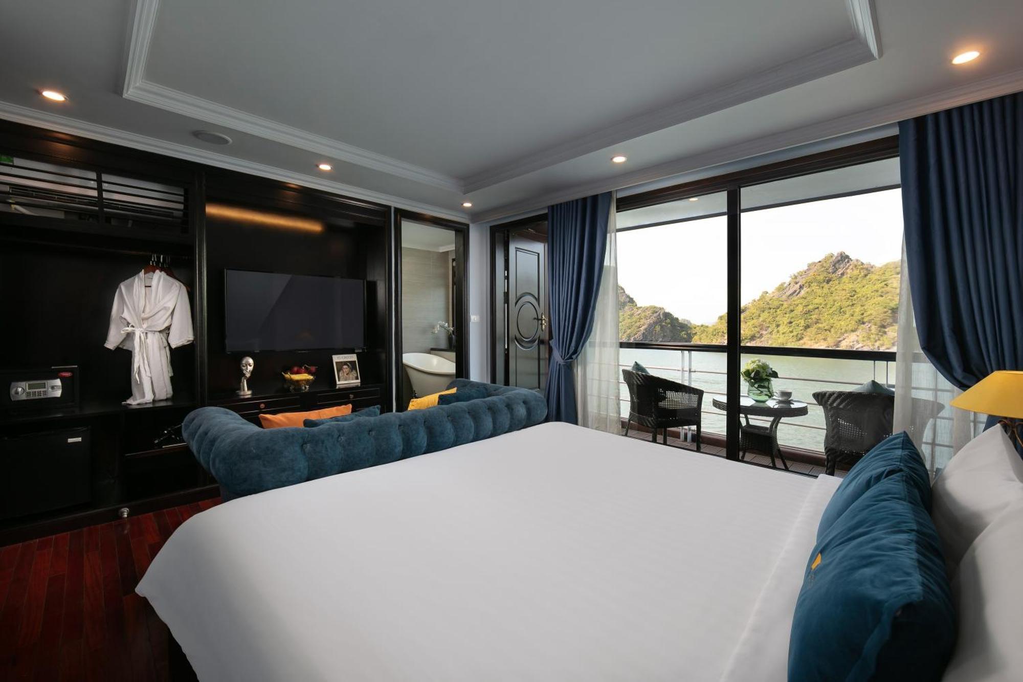 Le Theatre Cruises - Wonder On Lan Ha Bay Hotell Ha Long Eksteriør bilde
